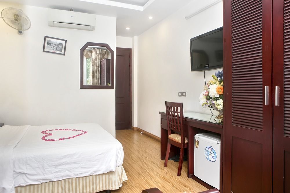 האנוי Cristina Center Hotel & Spa מראה חיצוני תמונה